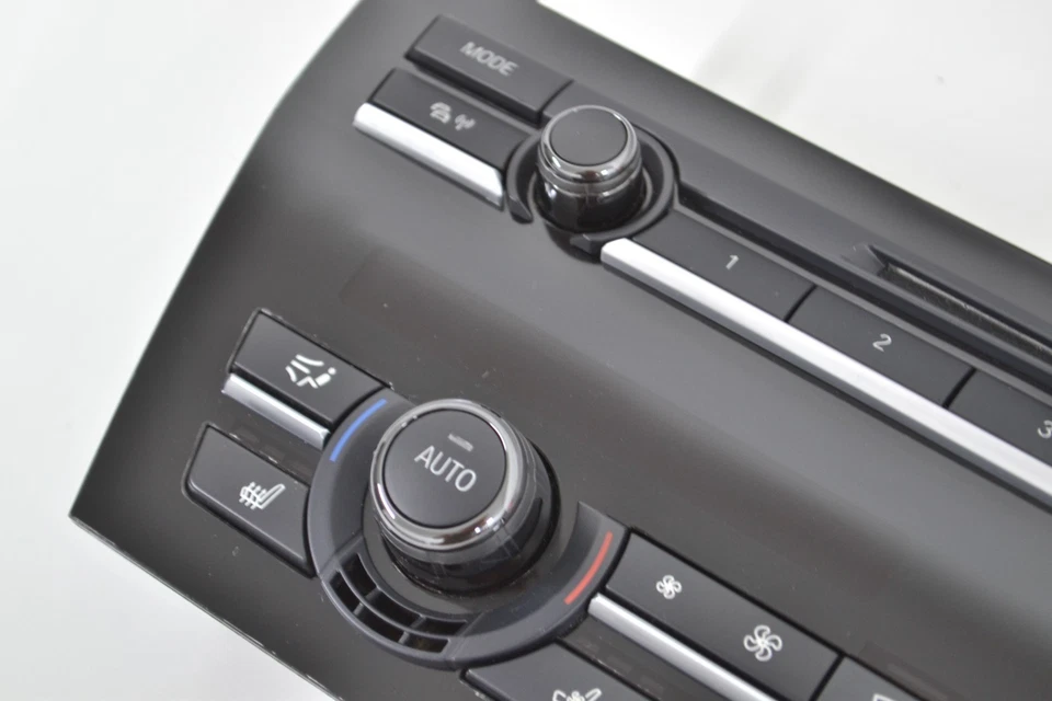 BMW 7 Series F01 Ceramic Front Climate Seat Heating Ventilation Control Unit - Image 4 of 4