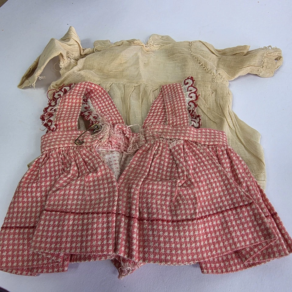 Muñeca bebé 10" mediados de 1940 mediados de 1940 traje delantal bata Betsy Wetsy Foto 2 de 4