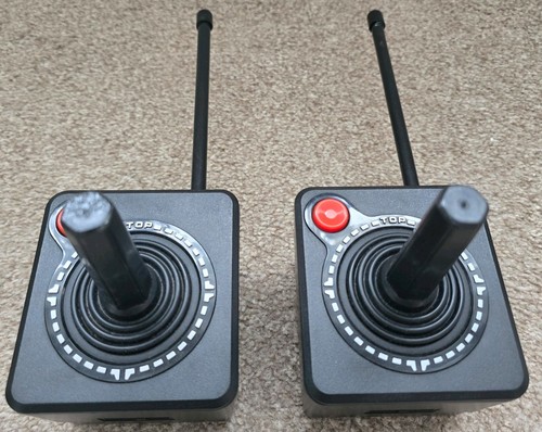 Atari 2600 Wireless Controllers X2 (Game Mate 2) Untested Sold As Seen - Picture 2 of 15