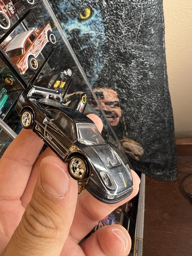 IN HAND SPUN - Hot Wheels Ferrari F40 Competizione STH SUPER TREASURE HUNT