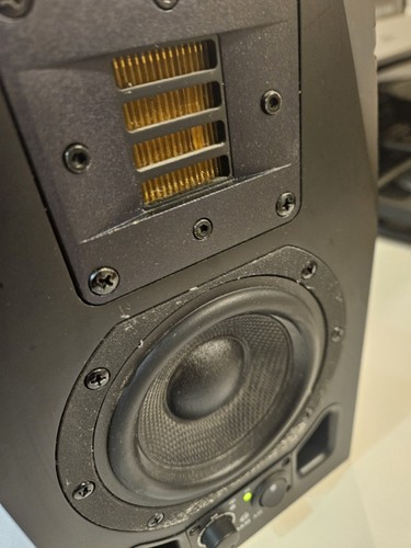 Monitor de estudio activo Adam Professional Audio A3X con cable de alimentación - Imagen 4 de 12