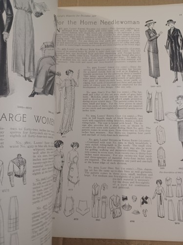 December 1912, McCall's Magazine, The Queen of Fashion woman's ladie's Christmas - Picture 8 of 9