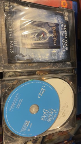 Beauty And The Beast (2017) Blu-Ray + DVD + Digital Best Buy Exclusive SteelBook - Picture 3 of 3