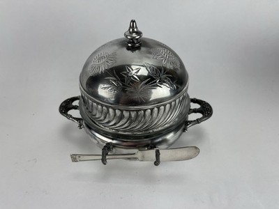 W.M. Rogers Quadruple Silver Plate Dome Covered Butter Dish