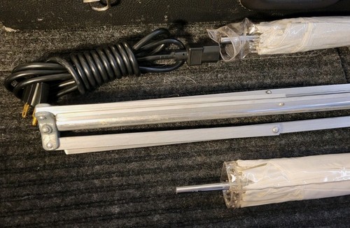 Novatron 240 Power Pack 2 Heads Light Stand Umbrellas w/Hard Case TESTED Fun Kit - Picture 7 of 11