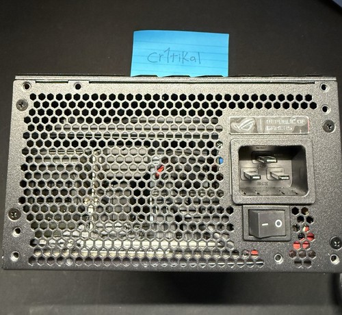 Asus ROG Thor 1600T Gaming 80 Plus Titanium Fully Modular Power Supply 1600W - Bild 8 von 12