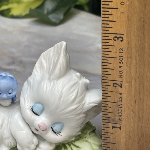 Vintage, Lefton Sleeping White Kitten & Bluebirds Figurine #01315 – Hand Painted - Picture 11 of 11