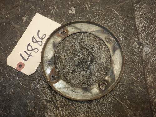 1984 HONDA ATC 200 S REAR WHEEL HUB SPACER PLATE HOLDER 4886 - Picture 1 of 2