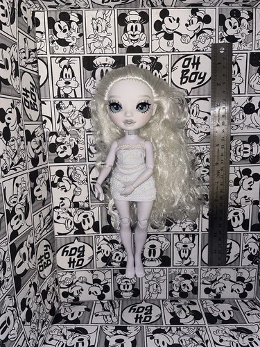 Rainbow High Shadow Fashion Doll - Natasha Zima - Grayscale#B6 original mga - Bild 1 von 5