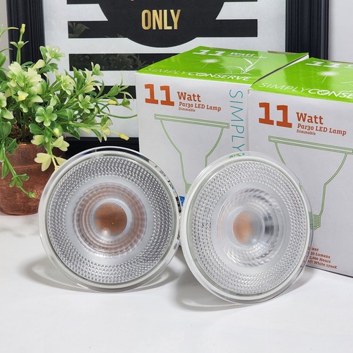 Simply Converse PAR30 LED Light Bulb Dimmable 11W 75W Soft White LONGNECK 2700K - Picture 4 of 10