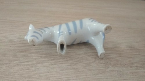 Old small porcelain figurines Giraffe and zebra. - Imagen 10 de 12