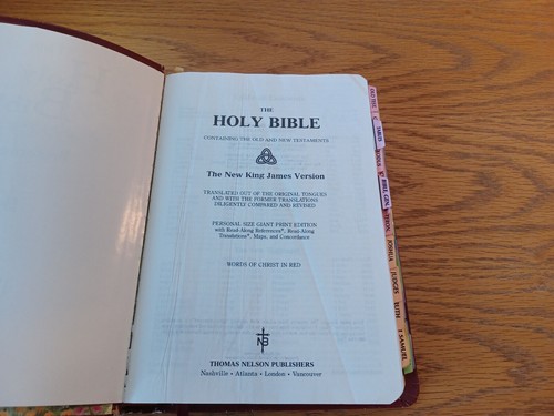 Holy Bible New King James Version Giant Print Nelson 334BG Genuine Bonded Leathe - Picture 7 of 9