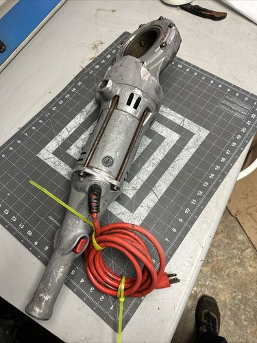 RIDGID 700 threader machine  (gxc1 - Picture 1 of 11