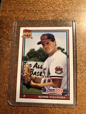 1991 Topps Baseball Traded # 113T Team USA Kennie Steenstra RC
