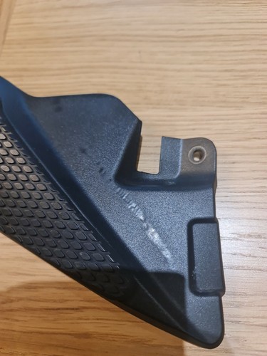 TRIUMPH 13 SPEED TRIPLE R 1050 LEFT SIDE GAS TANK FRAME COVER TRIM PANEL 2306603 - Picture 3 of 9