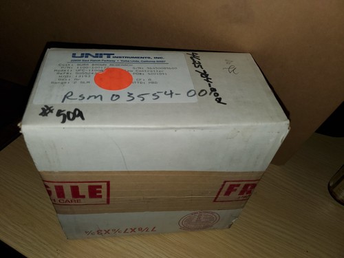 Unit Instruments UFC-1100A High Performance Mass Flow Controller FOR GAS N2 - Picture 2 of 4