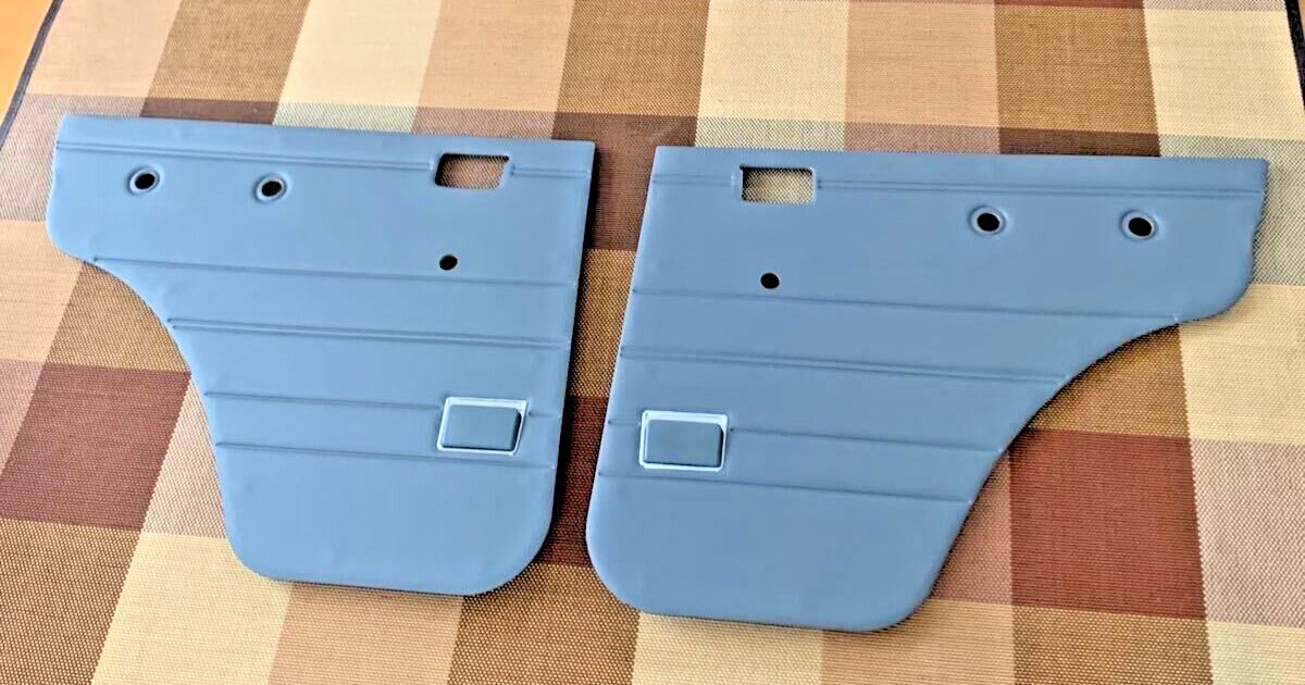 Genuine Toyota 70 76 77 Series Land Cruiser Rear Door Panel Set