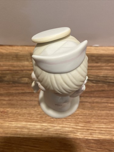 1986 Precious Moments ANGEL Of MERCY Nurse Figurine 102482 Enesco - Picture 12 of 13
