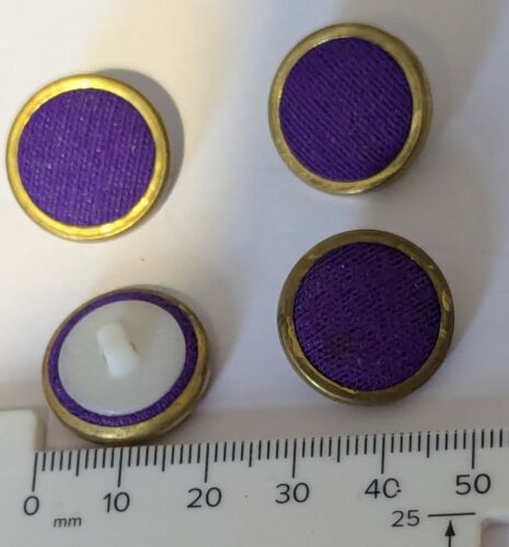 VINTAGE BUTTONS many to see - Foto 55 di 105