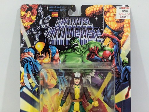 X-Men Marvel Universe Rogue Uppercut Punching 1996 Action Figure Toy Biz MOC - Picture 2 of 9