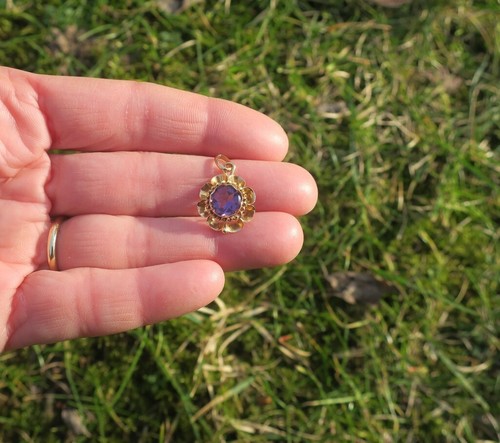 Magnifique pendentif fleur ancien XIXe améthyste or rose massif 18 carats - Picture 7 of 10