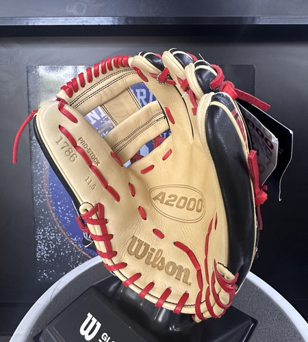 Guante de béisbol Wilson A2000 del mes octubre 2023 11,5" 1786 derecho - Nuevo - Imagen 8 de 15