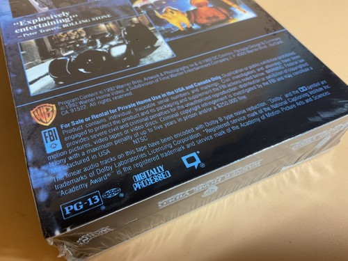 Batman Returns (VHS, 1992) Factory Sealed Tape - New Uncirculated WHV MINT - Picture 18 of 23