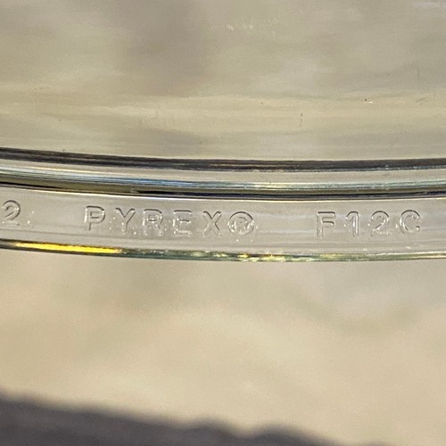 Pyrex F12C Replacement Lid 9-3/4in by 7-5/8in for Corning Wear 1-1/2QT Casserole - Picture 6 of 7