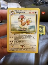 Pidgeotto 022/102 Base Set Regular - Near Mint
