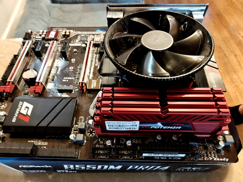 i7-6700K, MSI GA-Z170X, 32GB DDR4 2400, 512GB M.2 SSD Combo