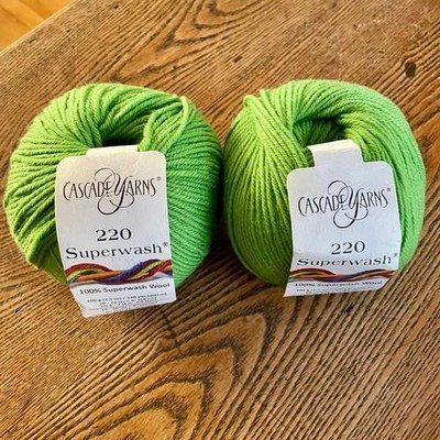 2 Cascade Super Wash Wool Lime Green Yarn 220 x 2 Yards