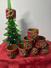 LOT OF 8 VTG NAPKIN RINGS CHRISTMAS HAND MADE ROSES SPARKLE SEQUIN APPLIQUES RED