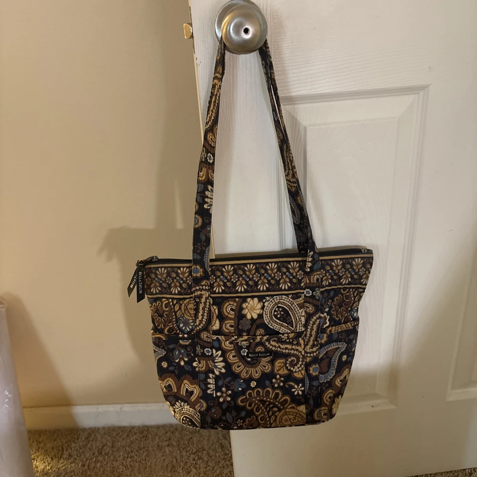 Bolso de Mano Acolchado Bella Taylor - Nuevo Sin Etiqueta Foto 2 de 4