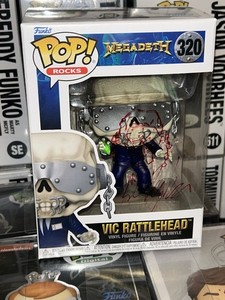 メガデス フィギュア　NECA Vic Rattlehead メガデス フィギュア NECA Vic Rattlehead Amazon.com: NECA