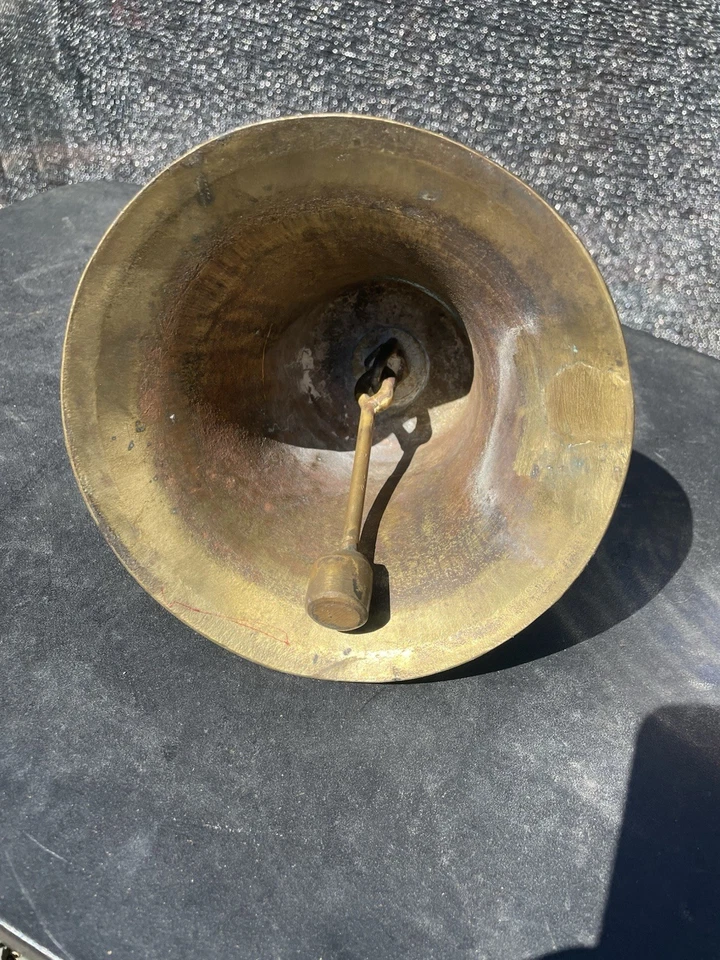 Antigua campana náutica de barco de latón macizo grueso pesado 7,40 libras mucha historia Foto 3 de 4