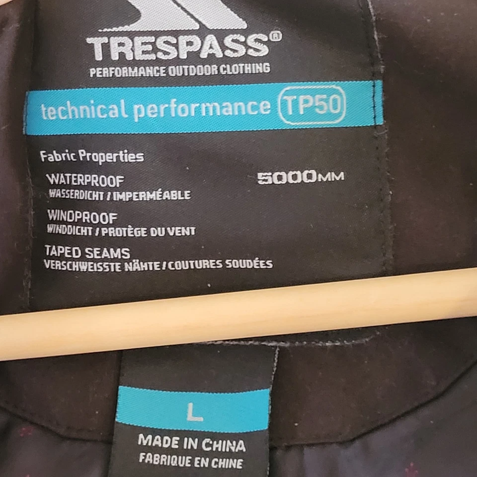 Trespass Tress-Shield TP50 Windproof Waterproof Jacket Black Ladies Size Large - Image 3 of 4
