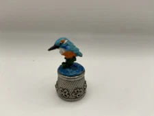 RARE KINGFISHER THIMBLE, MARKINGS SS ENGLAND POSSIBLY SILVER ?? 