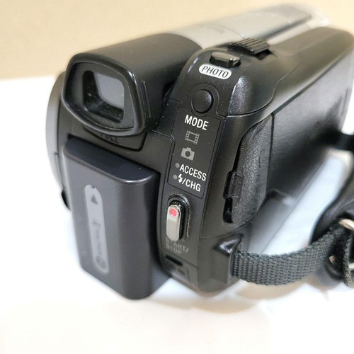 Sony Handycam HDR-XR500V HD Digital Video Camera Camcorder Used - Picture 9 of 15