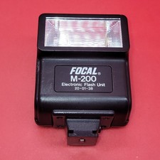 FOCAL M-200 Electronic Flash Unit 20-01-38 Vintage Camera Flash Untested