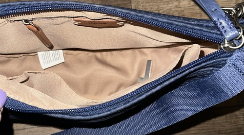 The Sak Tess Sling Bag Navy Blue DI NEO Style 109884 Shoulder Bag/Crossbody-EEUC - Picture 5 of 6