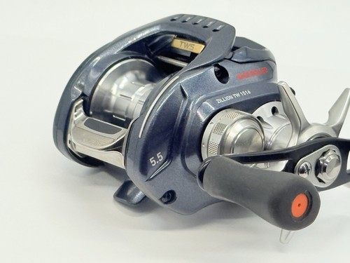 Mint Daiwa Zillion TW 1516 5.5:1 Versatile Right Hand Baitcasting Reel JDM #338 - Picture 4 of 20