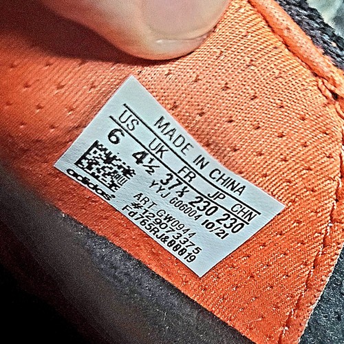 Adidas Rich Mnisi x Wmns UltraBoost 22 South African City Life Wmns 6 GW0944 - Picture 8 of 8