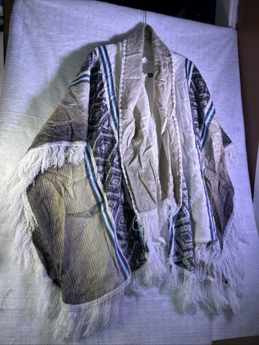 30% ALPACA WOOL PONCHO CAPE WRAP SHAWL W/attached Scarf Made In Ecuador - Picture 1 of 20