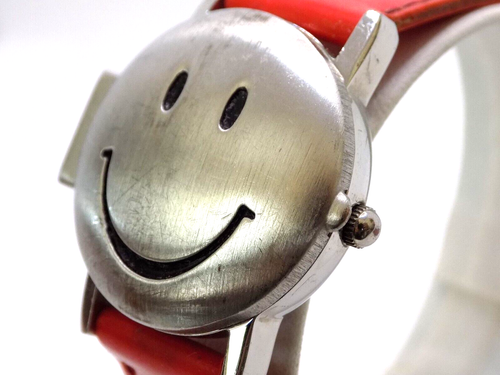 Vintage 1970s SMILE Accutime Quartz Watch with Silver Smile Face Hinged Cover!! - Bild 12 von 18