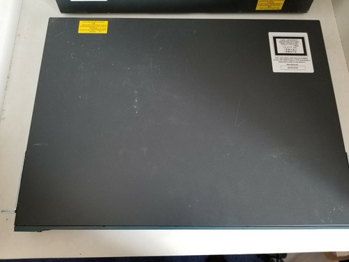Cisco Catalyst 2960 - 24x 100Mb/s PoE, 2x 1Gb/s SFP Switch (WS-C2960-24PC-L) - Picture 3 of 5