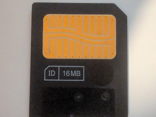 Fujifilm Smart Media Memory Card 16MB - Picture 1 of 2