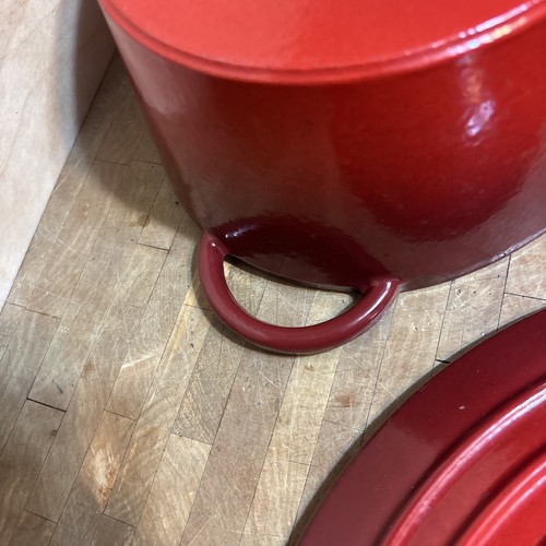 Staub Basix Enameled Cast Iron Oval Dutch Oven Red 5.5Qt #31 Made In France EUC - Picture 11 of 15