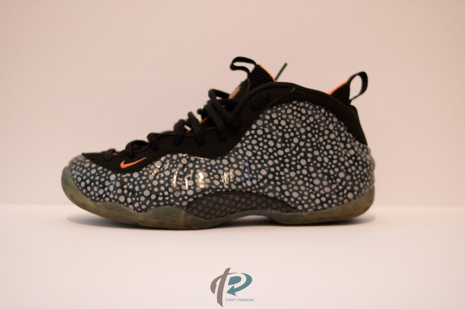 Nike Air Foamposite One PRM Safari Anthracite Size 10.5 Nike Air Foamposite One PRM Safari Anthracite Size 10.5