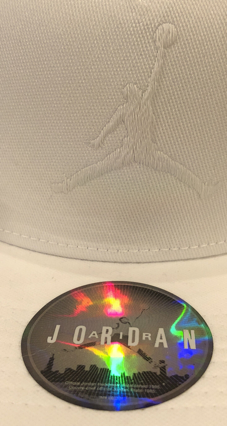 Foto 2 di 8