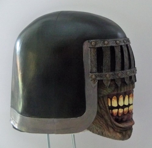 ADULT OFFICIAL JUDGE DREDD DEATH LATEX MASK COSTUME ACCESSORY TB10235 - Picture 2 of 4